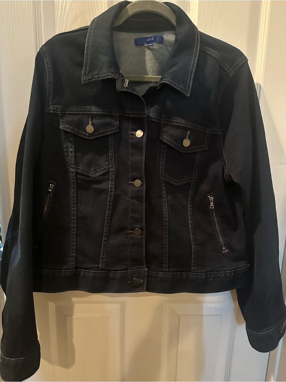 Apt. 9 Women's Black Denim Jacket with Zipper Pockets
